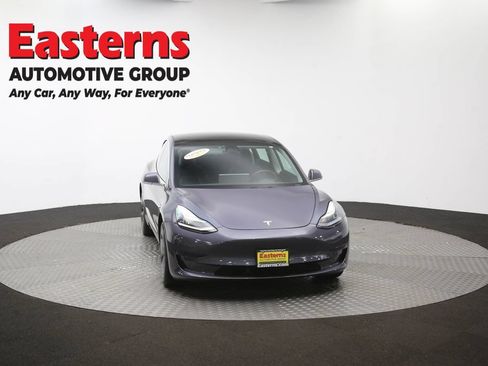 Used 2020 Tesla Model 3 Standard Range Plus RWD image 46