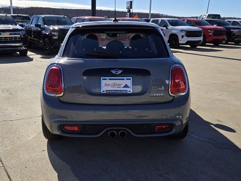 Used 2018 MINI Cooper S image 5