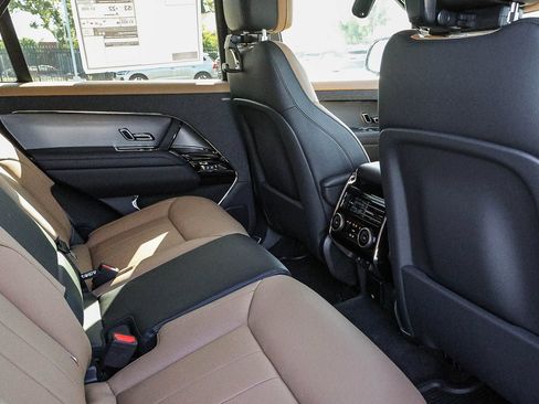 New 2026 Land Rover Range Rover Sport Dynamic SE AWD/4WD image 20
