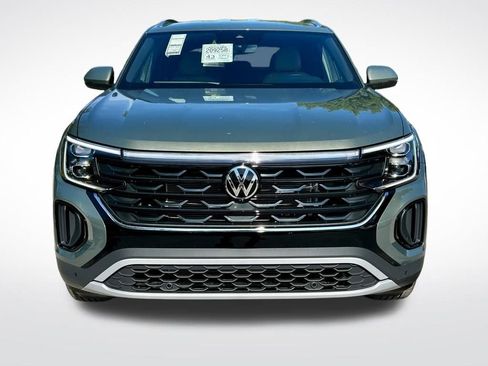 New 2026 Volkswagen Atlas Cross Sport SE image 2