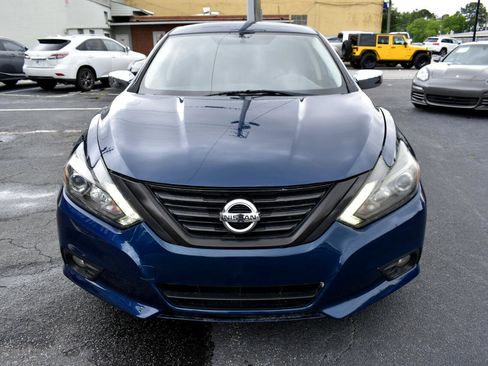 Used 2016 Nissan Altima 3.5 SR image 3