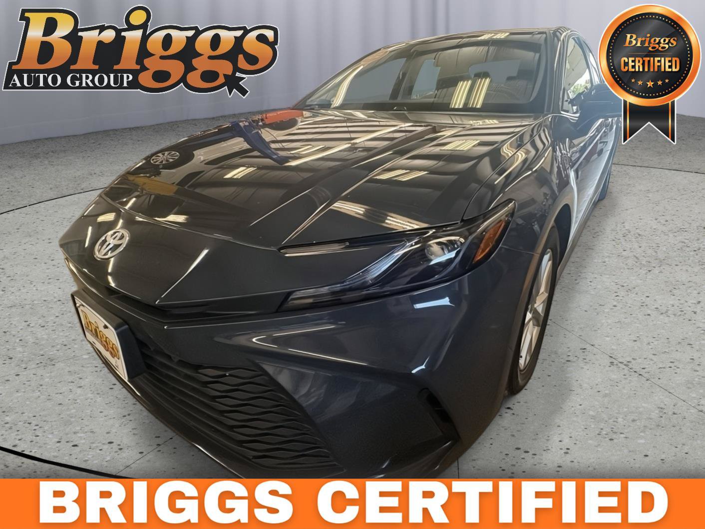 Used 2025 Toyota Camry LE FWD image 1
