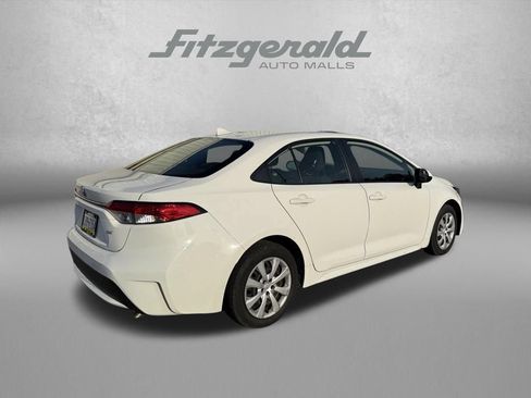 Used 2021 Toyota Corolla LE w/ Carpet Mat Package (TMS) FWD image 8