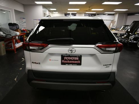 Used 2023 Toyota RAV4 Limited AWD/4WD image 7
