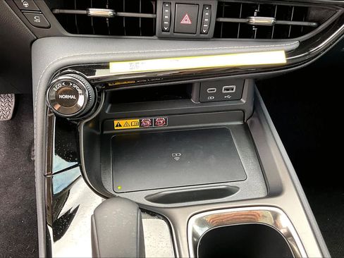 New 2026 Lexus NX 350h Luxury image 13