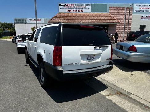 Used 2009 GMC Yukon XL 2500 w/ Skid Plate Package image 3