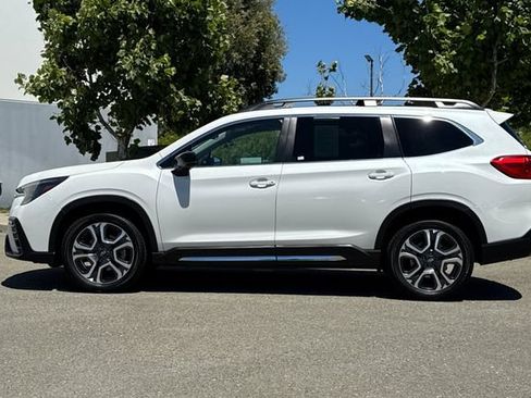 Used 2024 Subaru Ascent Limited AWD/4WD image 7