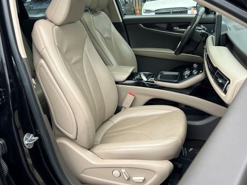 Used 2022 Lincoln Nautilus Reserve image 9