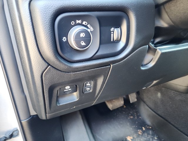 Used 2025 RAM 1500 Big Horn AWD/4WD image 33