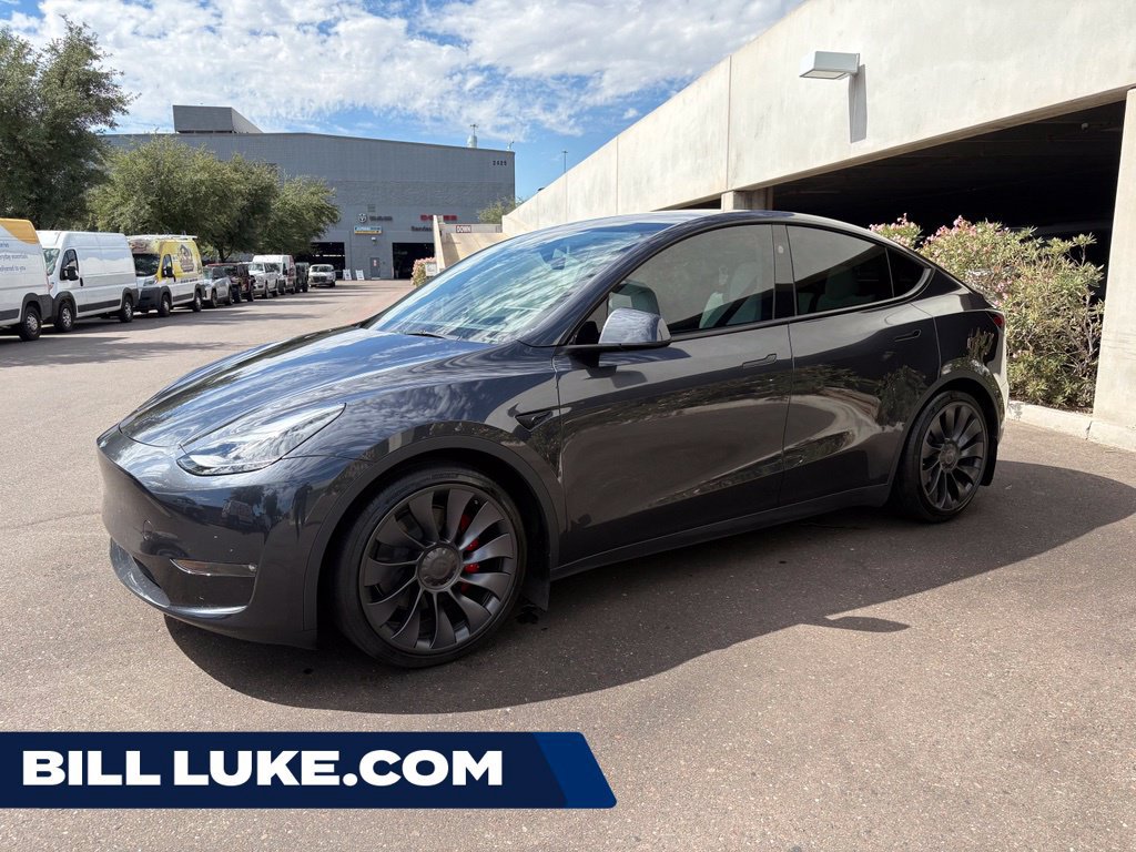 Used 2025 Tesla Model Y Performance AWD/4WD image 1