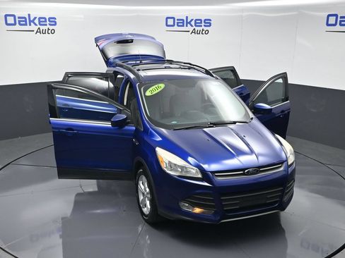 Used 2016 Ford Escape SE w/ Equipment Group 201A FWD image 56