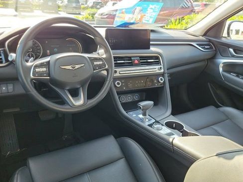 Used 2025 Genesis G70 2.5T RWD image 10