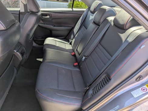 Used 2016 Toyota Camry SE FWD image 24