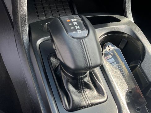 Used 2024 Ford Ranger Lariat w/ FX4 Off-Road Package image 16