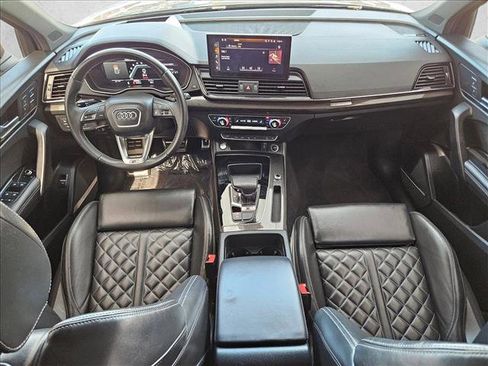 Used 2023 Audi SQ5 Prestige image 19