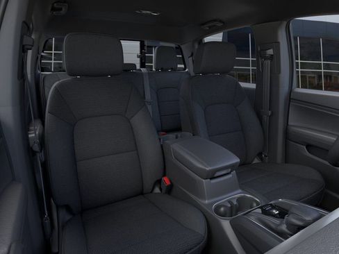 New 2025 GMC Canyon Elevation w/ Convenience Package image 16