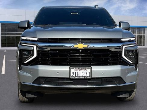 Certified 2025 Chevrolet Suburban LS AWD/4WD image 2