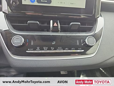 Used 2025 Toyota Corolla LE w/ LE Premium Package image 21