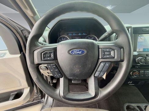 Used 2017 Ford F250 XLT w/ XLT Premium Package AWD/4WD image 16