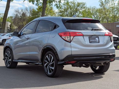 Used 2019 Honda HR-V Sport image 9