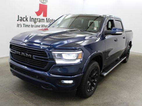 Used 2019 RAM 1500 Laramie w/ Sport Appearance Package AWD/4WD image 2