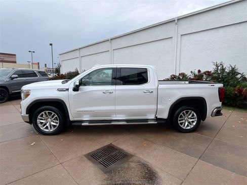 Used 2019 GMC Sierra 1500 SLT w/ SLT Premium Package image 3