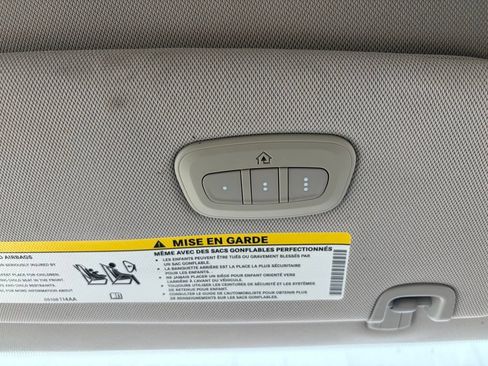 Used 2020 Chrysler Pacifica Touring-L Plus FWD image 48