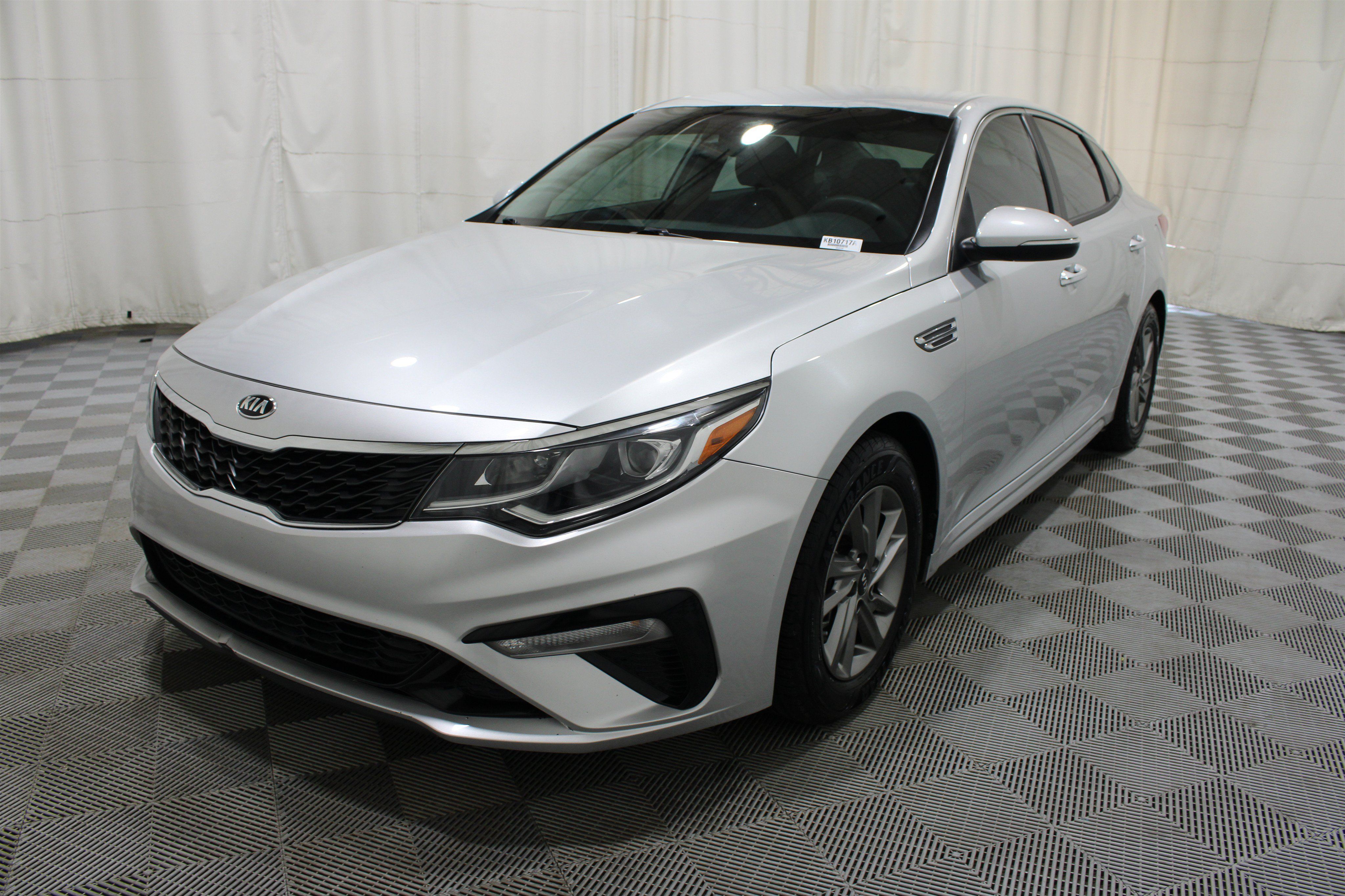 Used 2019 Kia Optima LX FWD image 30