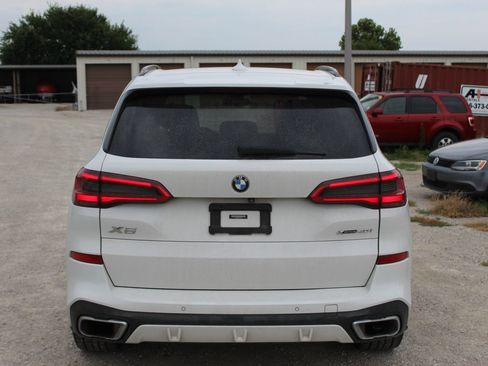 Used 2019 BMW X5 xDrive40i w/ M Sport Package AWD/4WD image 5
