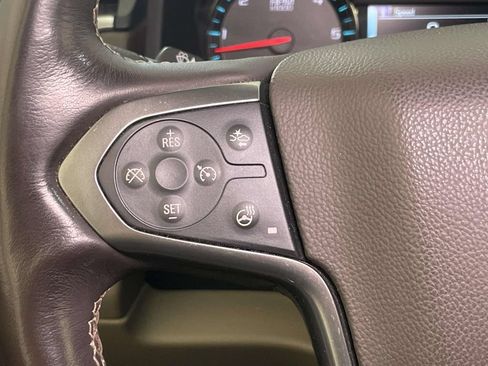 Used 2020 Chevrolet Suburban LT AWD/4WD image 37
