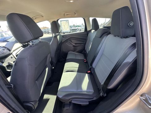 Used 2017 Ford Escape S image 19