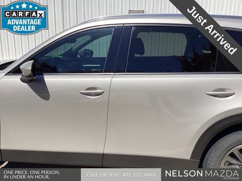 Used 2024 MAZDA CX-90 Plug-In Hybrid w/ Preferred image 9