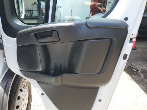 Used 2023 RAM ProMaster 2500 FWD image 18