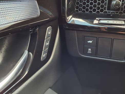 Certified 2025 Honda CR-V EX-L image 10