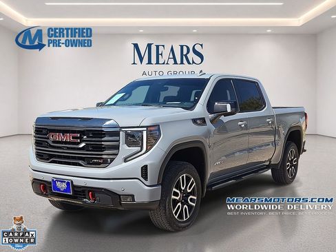 Used 2024 GMC Sierra 1500 AT4 w/ Technology Package AWD/4WD image 1