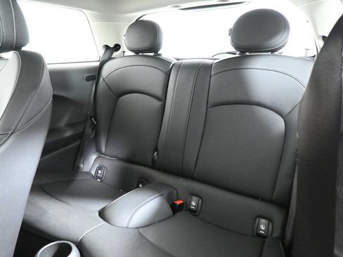 Used 2023 MINI Cooper S FWD image 4