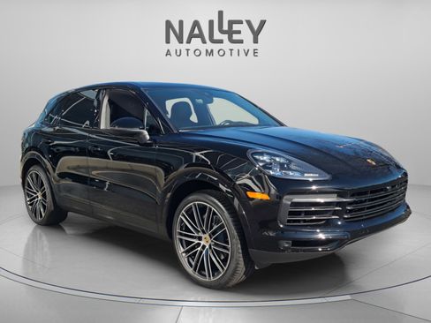 Used 2020 Porsche Cayenne image 8