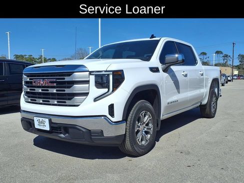 New 2026 GMC Sierra 1500 SLE RWD image 3