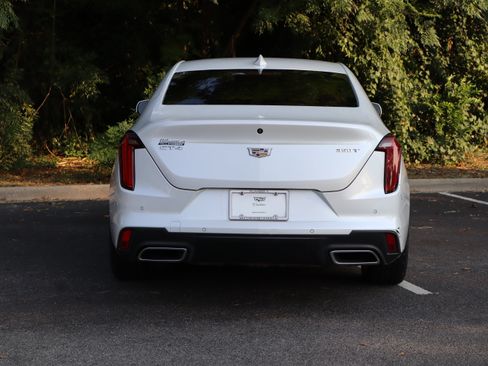 Used 2023 Cadillac CT4 Luxury RWD image 6