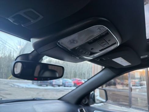 Used 2021 Jeep Grand Cherokee Limited image 27