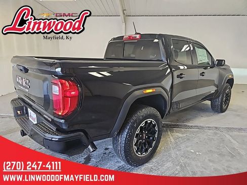 New 2026 GMC Canyon AT4 w/ AT4 Premium Package image 2