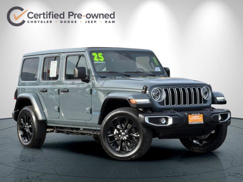 Certified 2025 Jeep Wrangler Unlimited Sahara w/ Safety Group AWD/4WD image 2