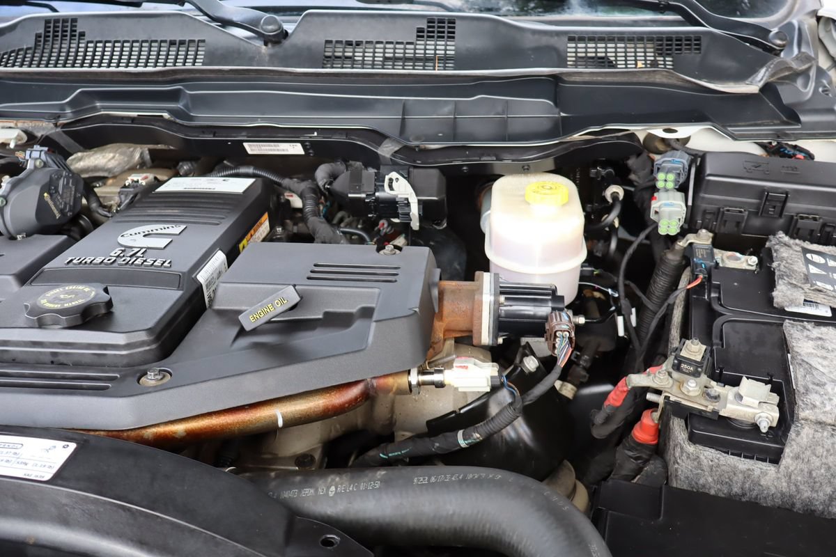 Used 2018 RAM 2500 Tradesman w/ Chrome Appearance Group AWD/4WD image 39