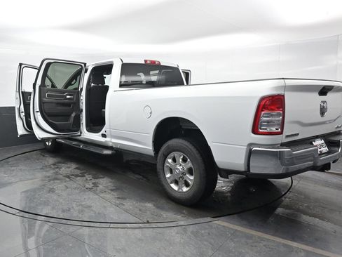Used 2024 RAM 3500 Big Horn image 53