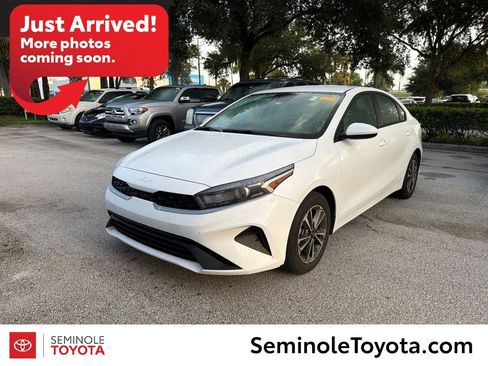 Used 2023 Kia Forte LXS FWD image 1