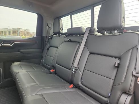 Used 2024 GMC Sierra 1500 Denali AWD/4WD image 25
