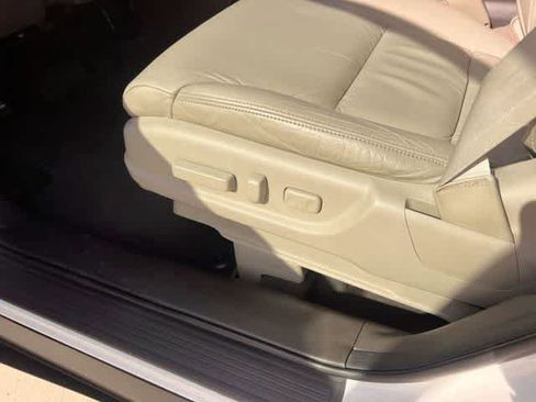 Used 2012 Honda CR-V EX-L image 30