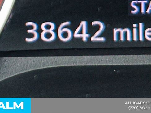 Used 2025 Nissan Rogue SV image 47