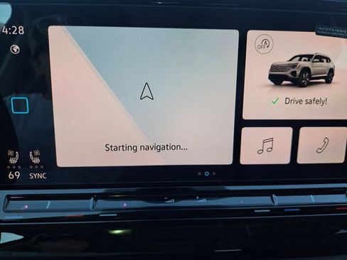 New 2026 Volkswagen Atlas SE image 10