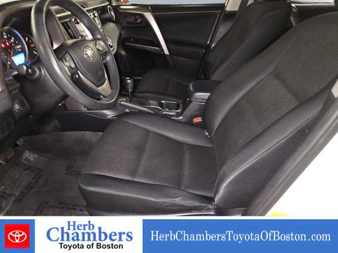 Used 2016 Toyota RAV4 LE AWD/4WD image 7